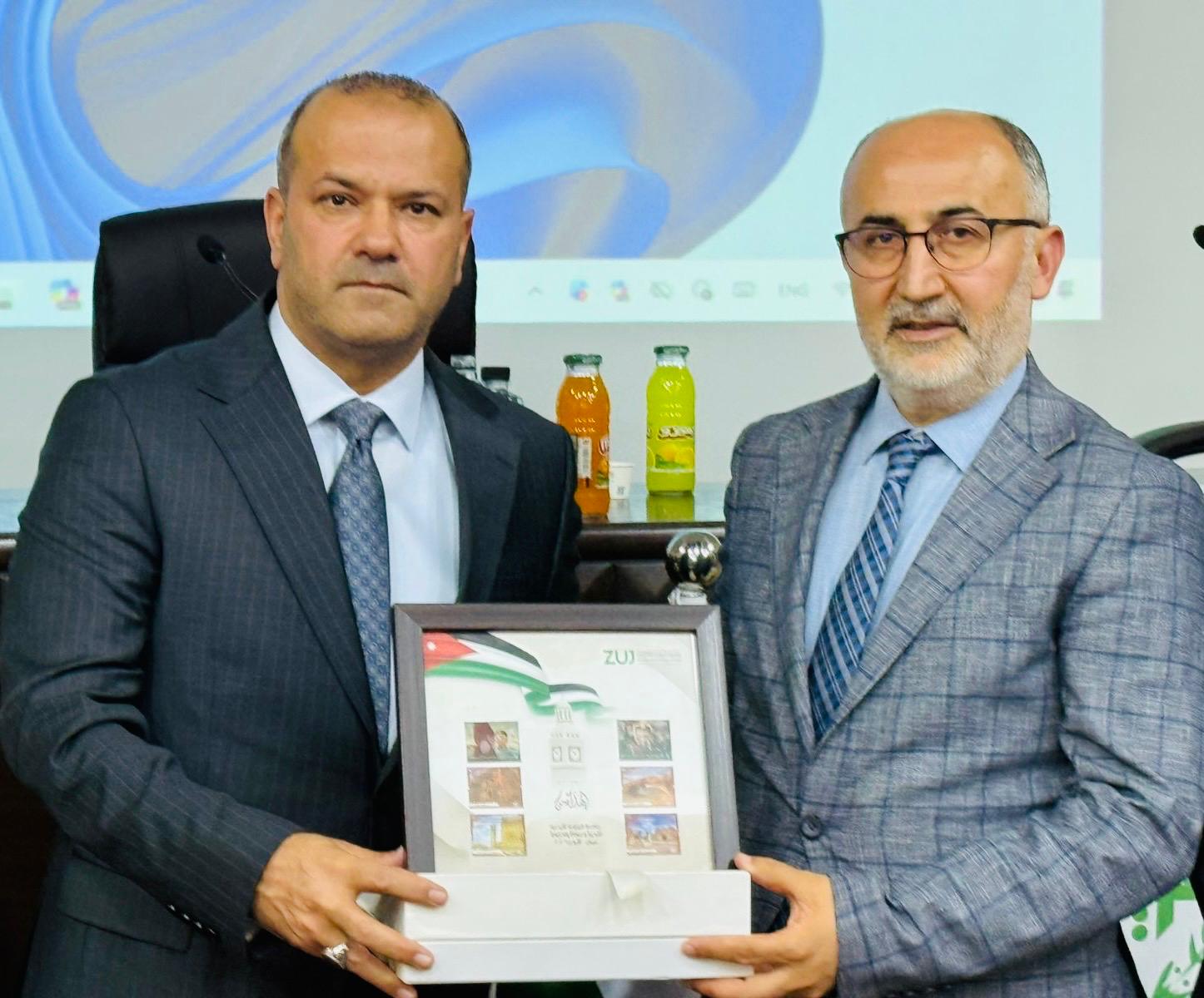 Fakültemiz Dekanı Prof. Dr. Halil Aldemir, Zeytune University’nde “Tefsir ve Dilbilim” Konulu Bir Konferans Gerçekleştirdi